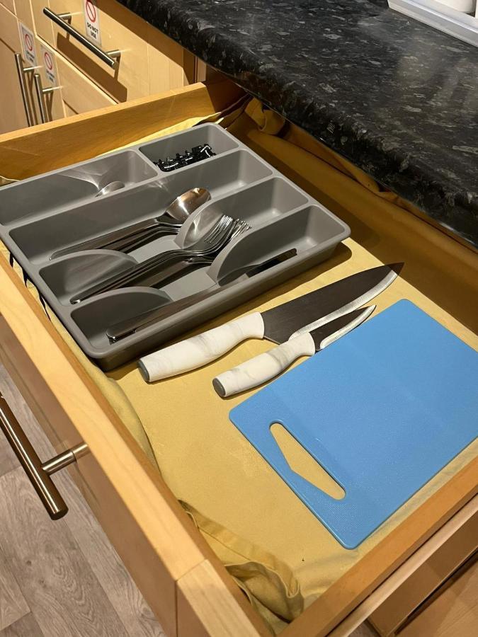 U-Din Homes Уеймут Екстериор снимка