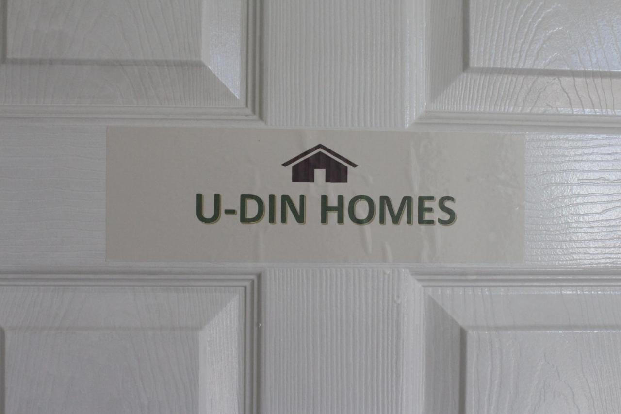 U-Din Homes Уеймут Екстериор снимка